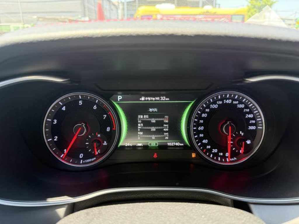 Genesis G70 - Vista 7