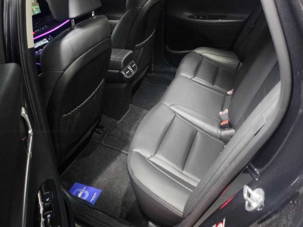 HYUNDAI Grandeur - Vista 9