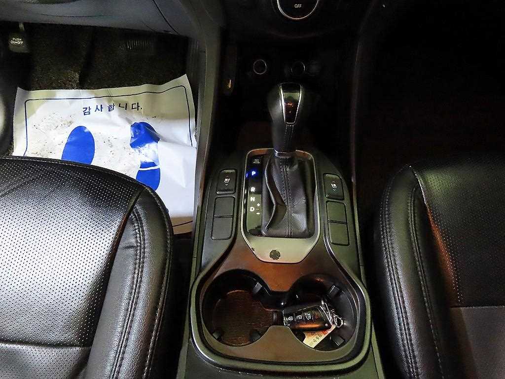 HYUNDAI Santa Fe - Vista 12