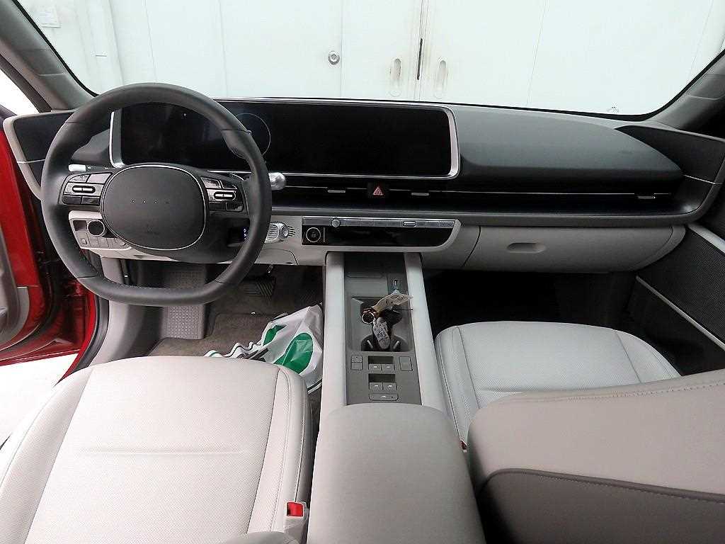 HYUNDAI Ioniq 6 - Vista 9