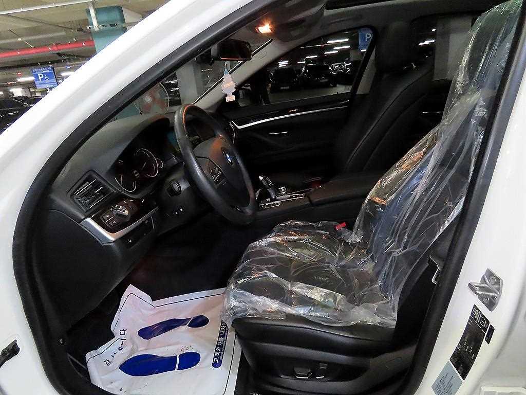 BMW 5 Series - Vista 6
