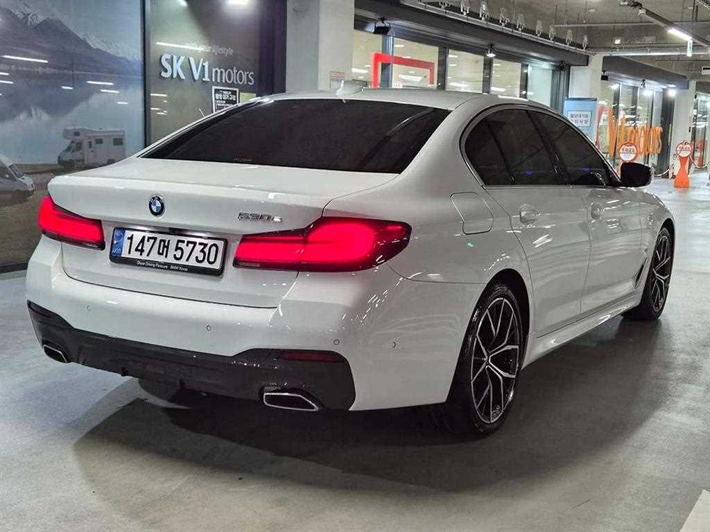 BMW 5 Series - Vista 4