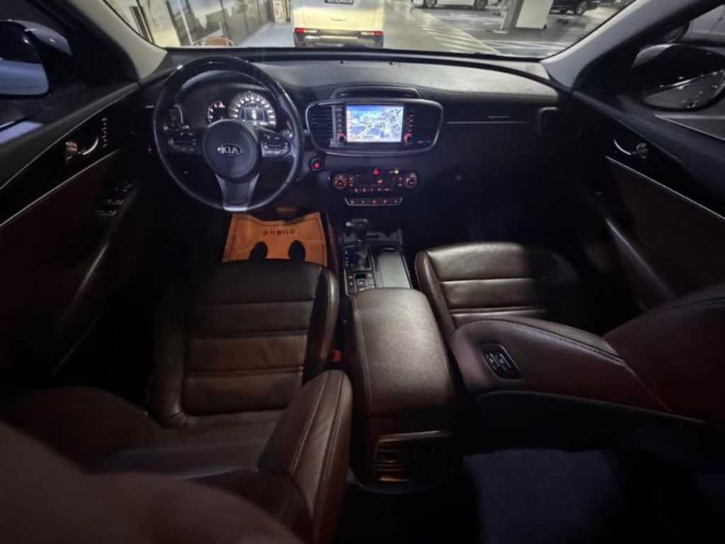 KIA Sorento - Vista 6