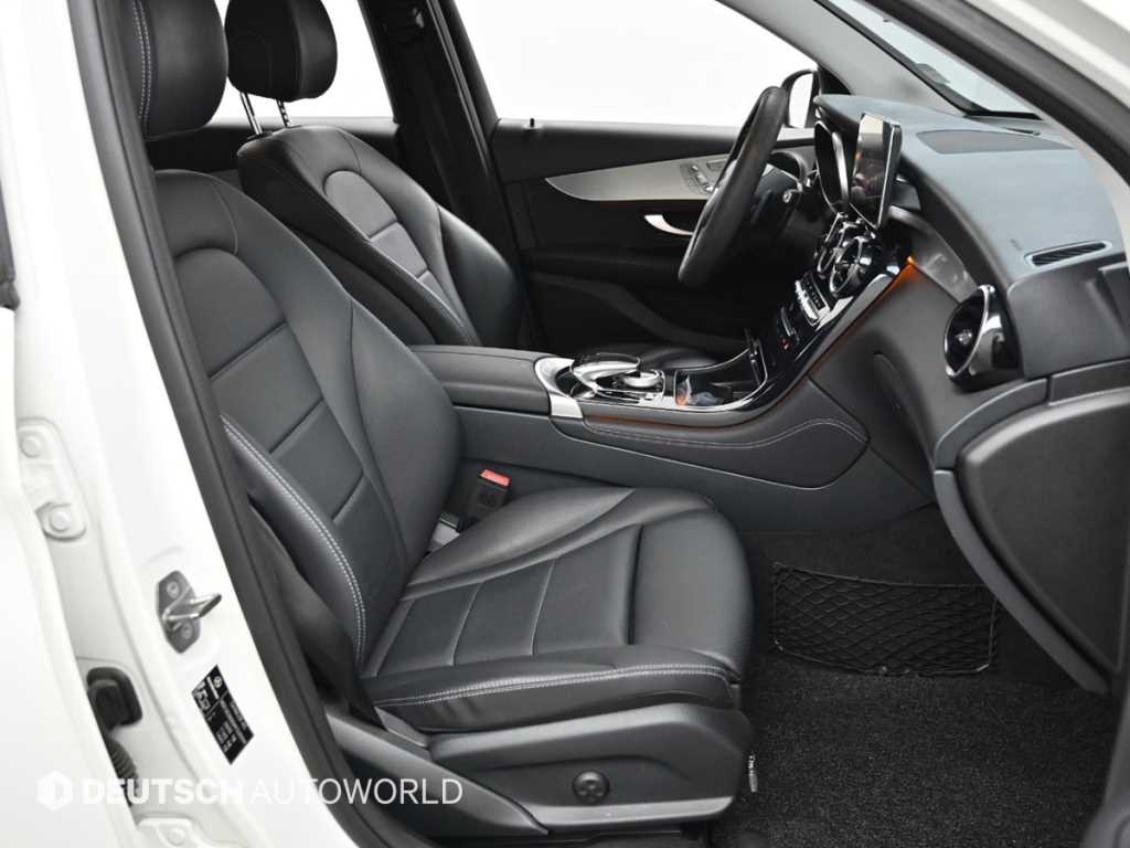 Mercedes Benz GLC Class - Vista 10