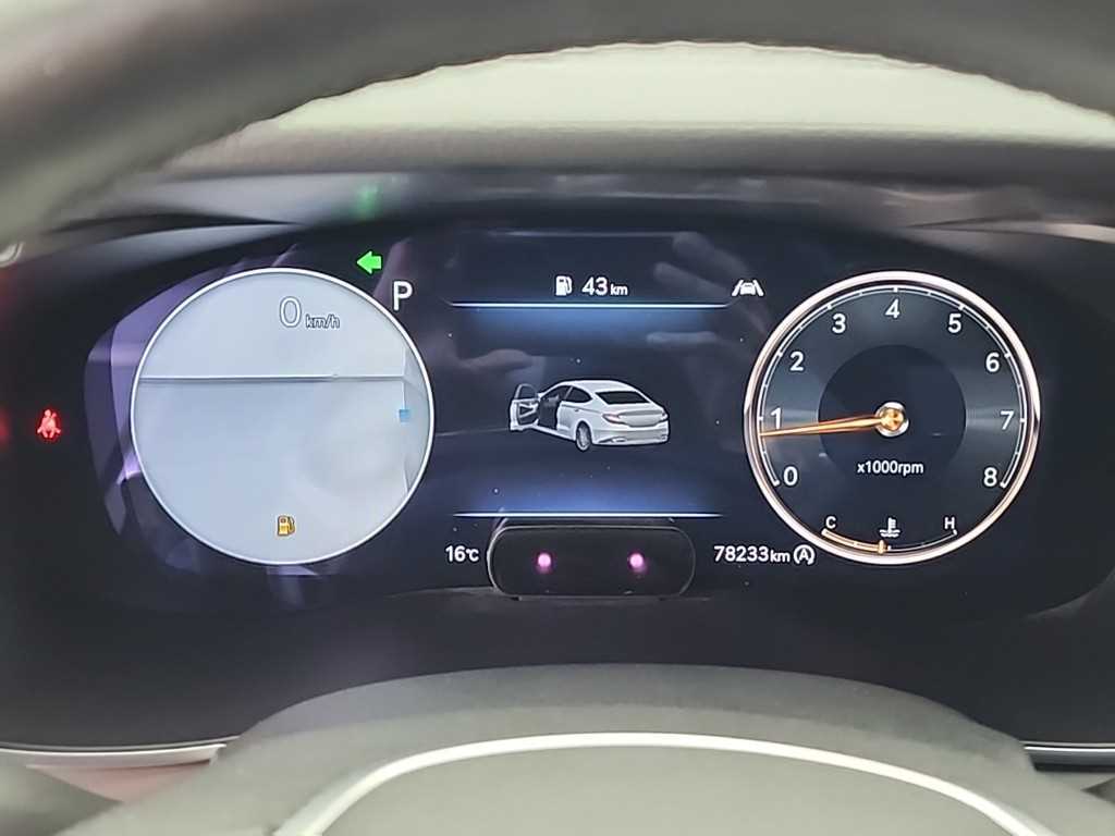 Genesis G70 - Vista 6