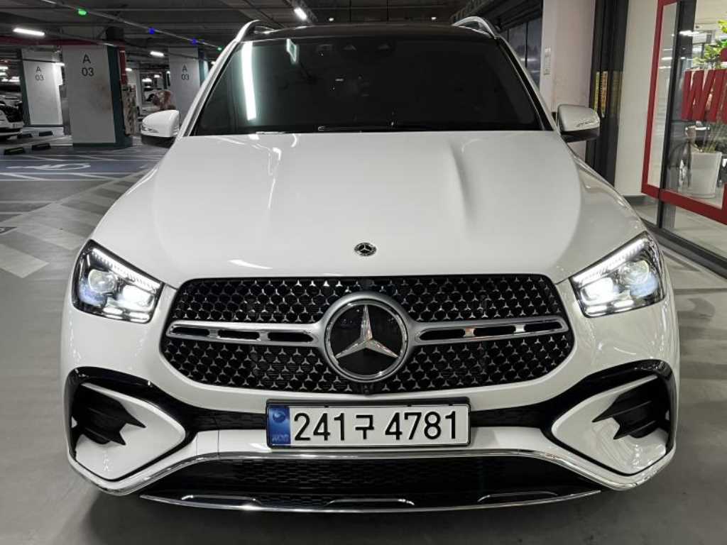 Mercedes Benz GLE Class - Vista 2