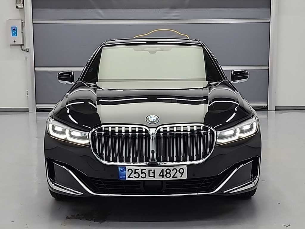 BMW 7 Series - Vista 2