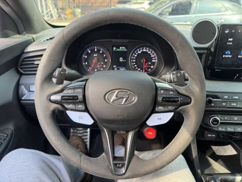 HYUNDAI Veloster - Vista 3
