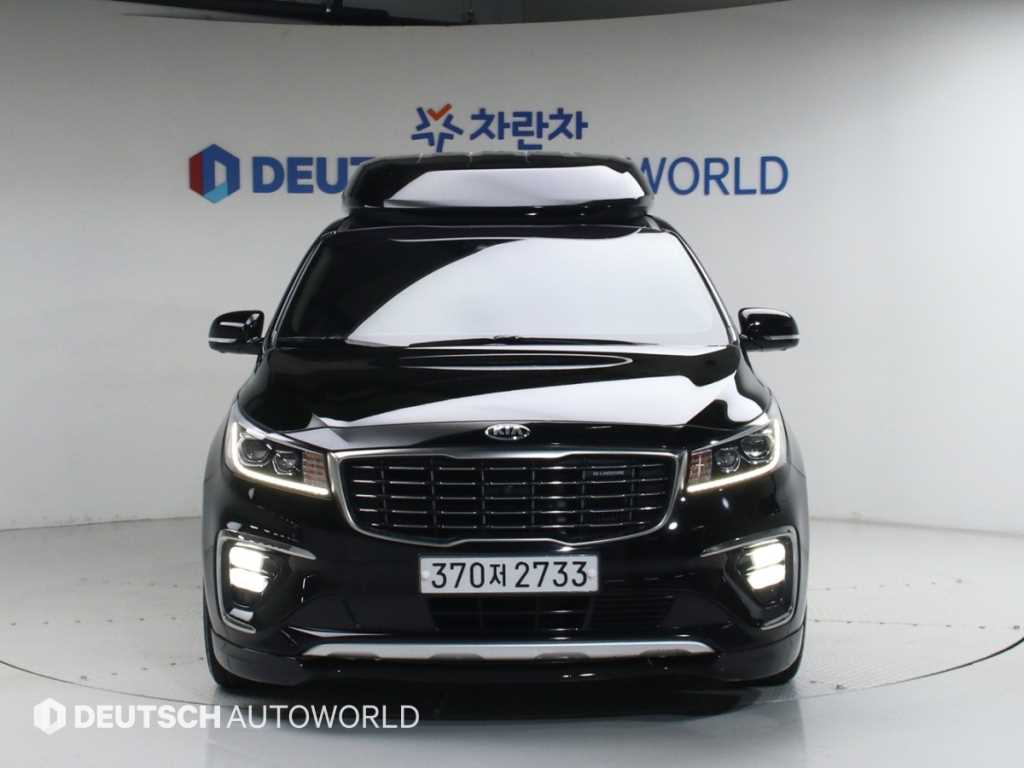 KIA Carnival - Vista 3