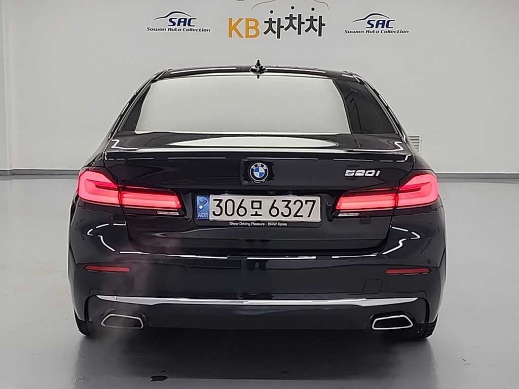 BMW 5 Series - Vista 3