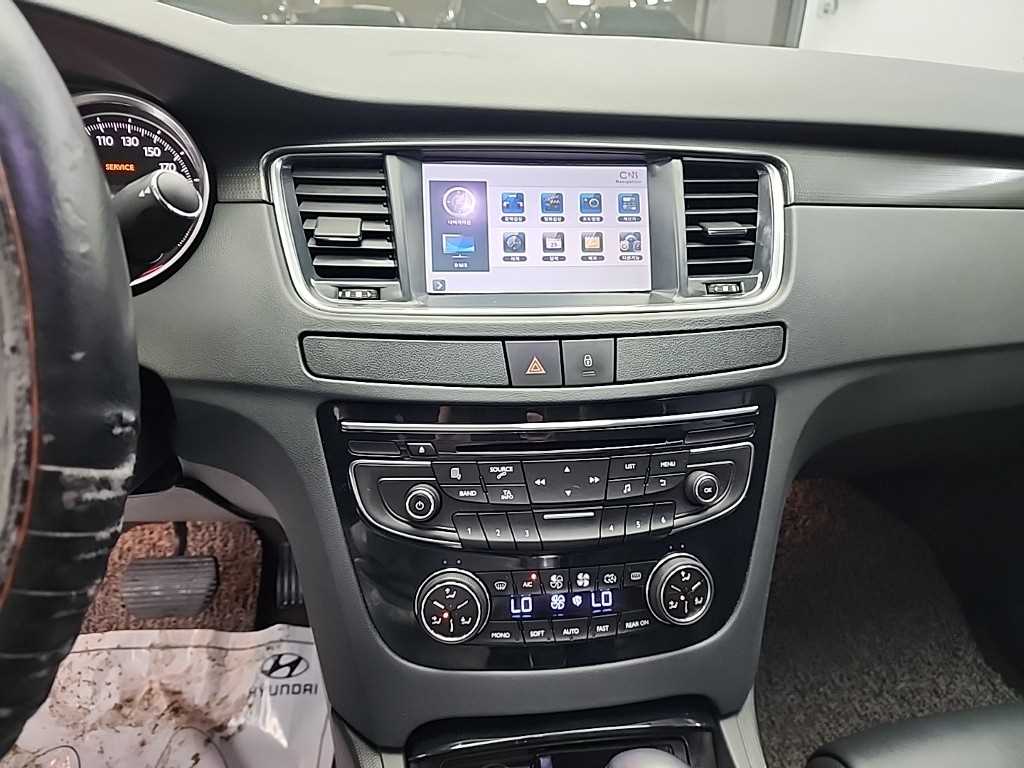 Peugeot 508 - Vista 10