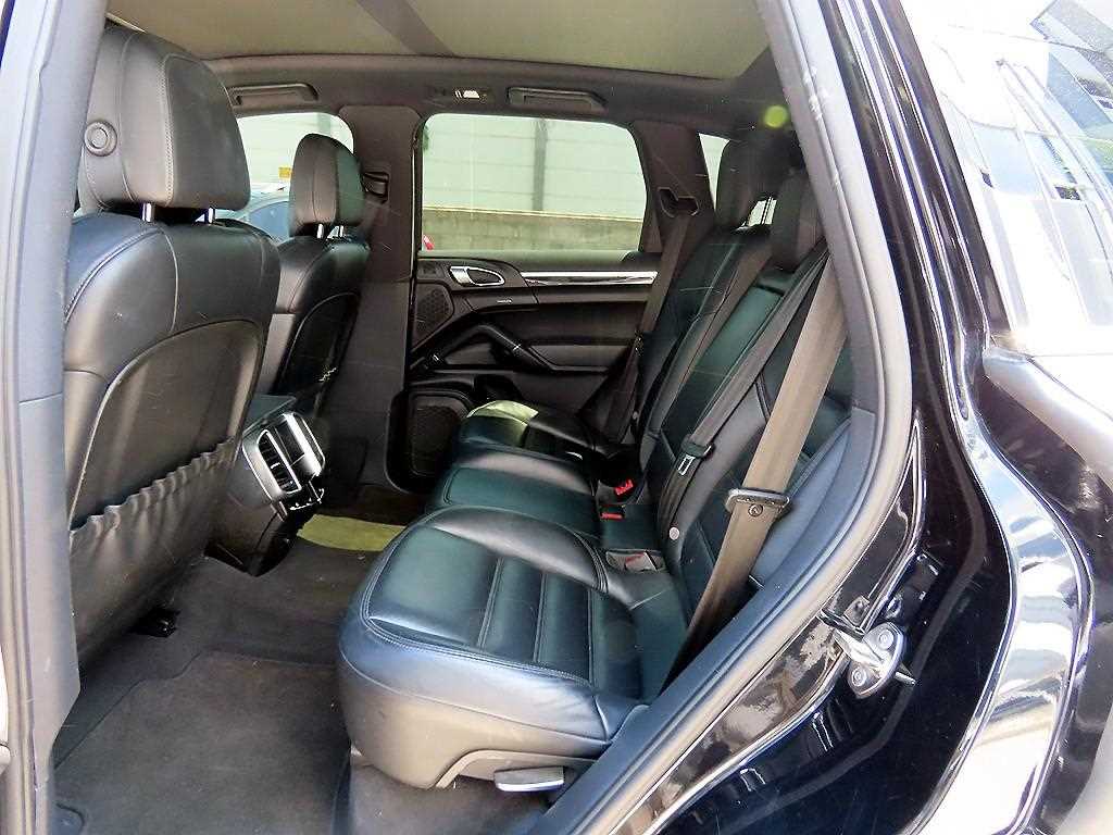 Porsche Cayenne - Vista 6
