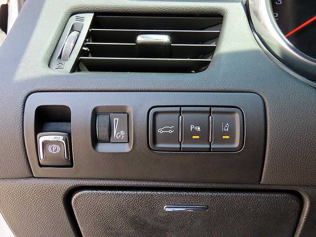 Chevrolet Impala - Vista 12