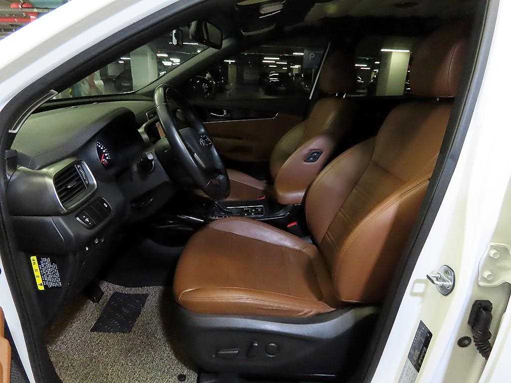 KIA Sorento - Vista 6
