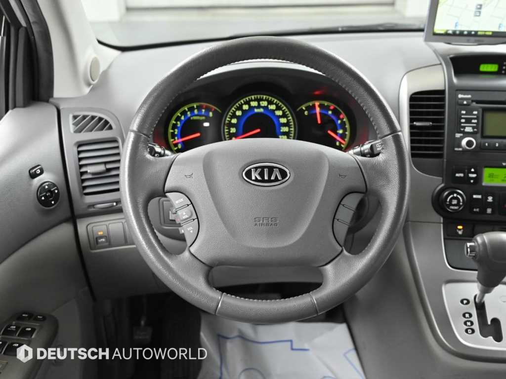 KIA Carnival 2011 Plateado - Importación desde Corea - HF Imports Iquique - Foto 13
