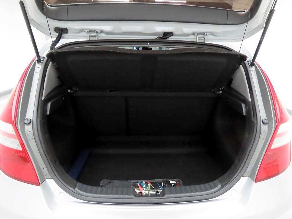 HYUNDAI i30 - Vista 5