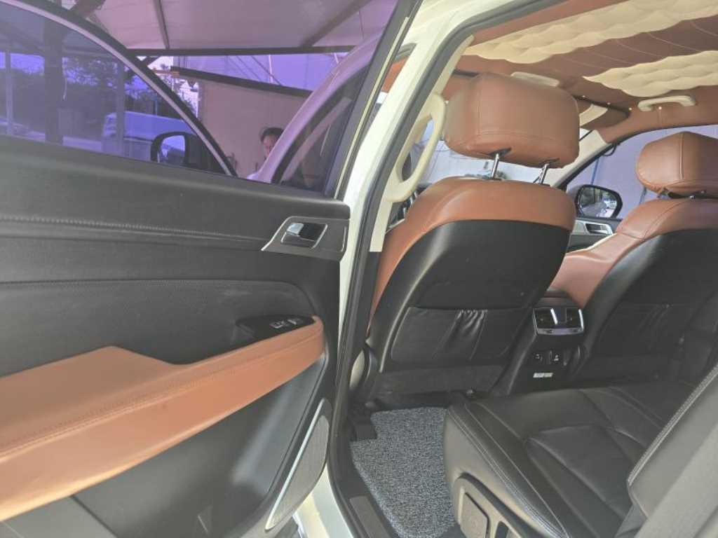 Ssangyong Rexton - Vista 7