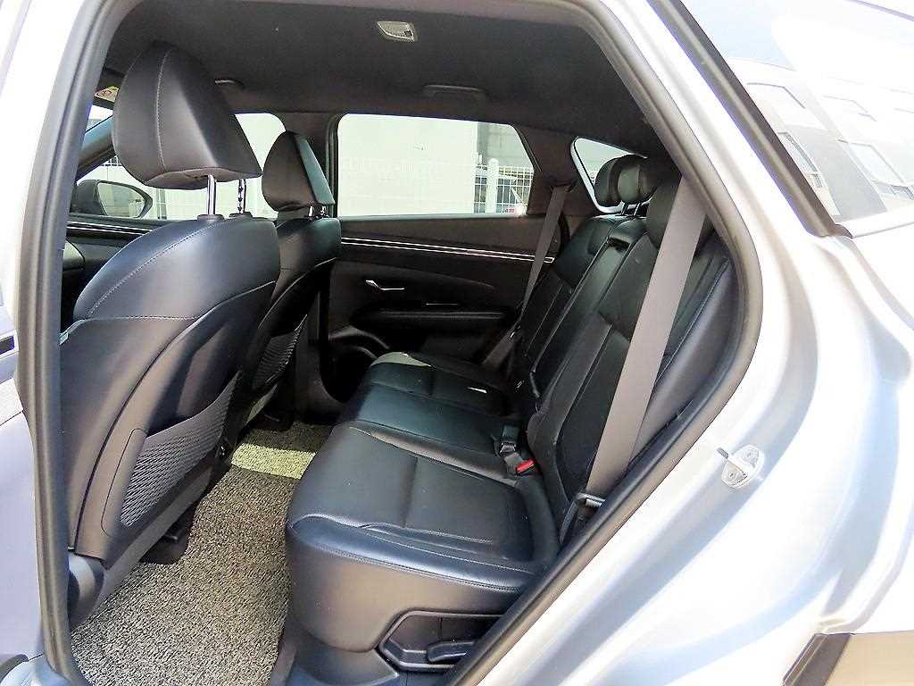HYUNDAI Tucson - Vista 6