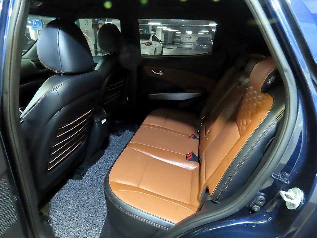 Ssangyong Tivoli - Vista 7