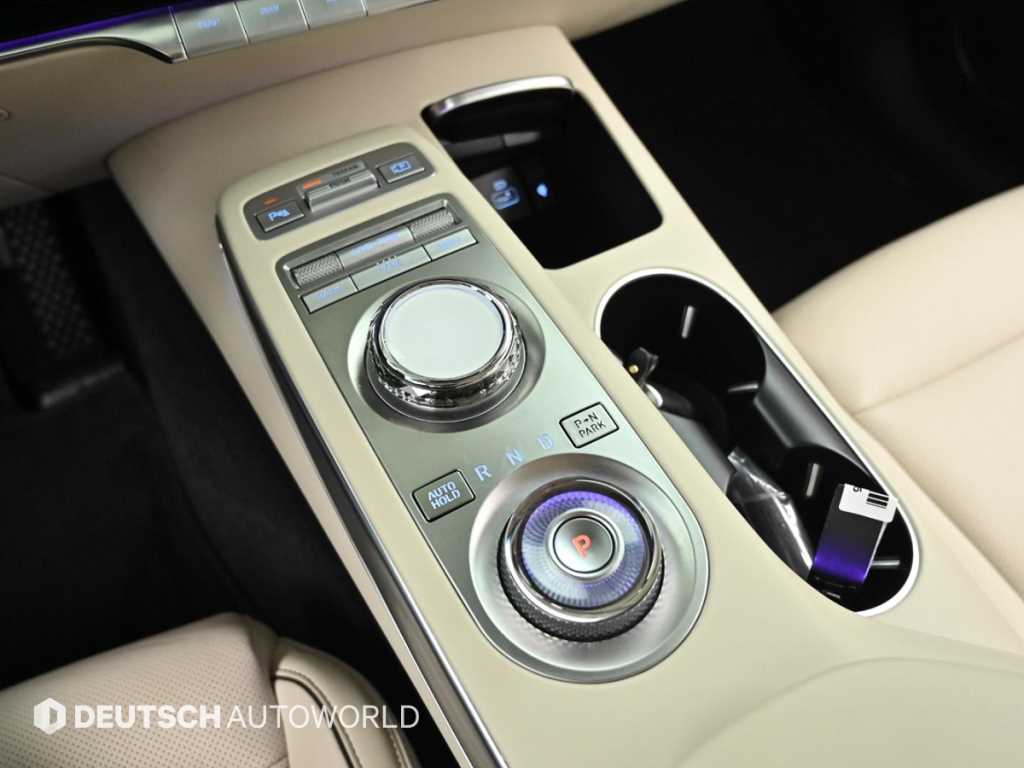 Genesis GV70 - Vista 9