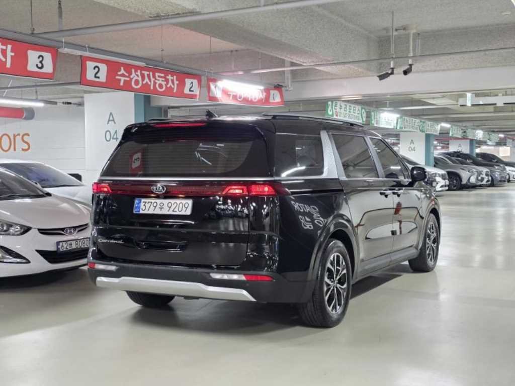 KIA Carnival - Vista 3