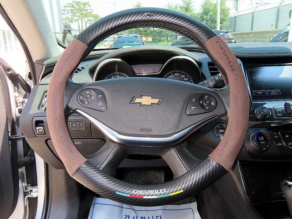 Chevrolet Impala - Vista 8