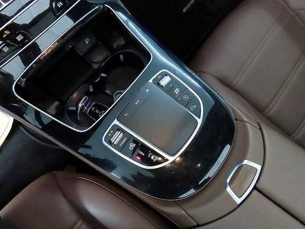 Mercedes Benz E class 2021 Blanco - Importación desde Corea - HF Imports Iquique - Foto 13