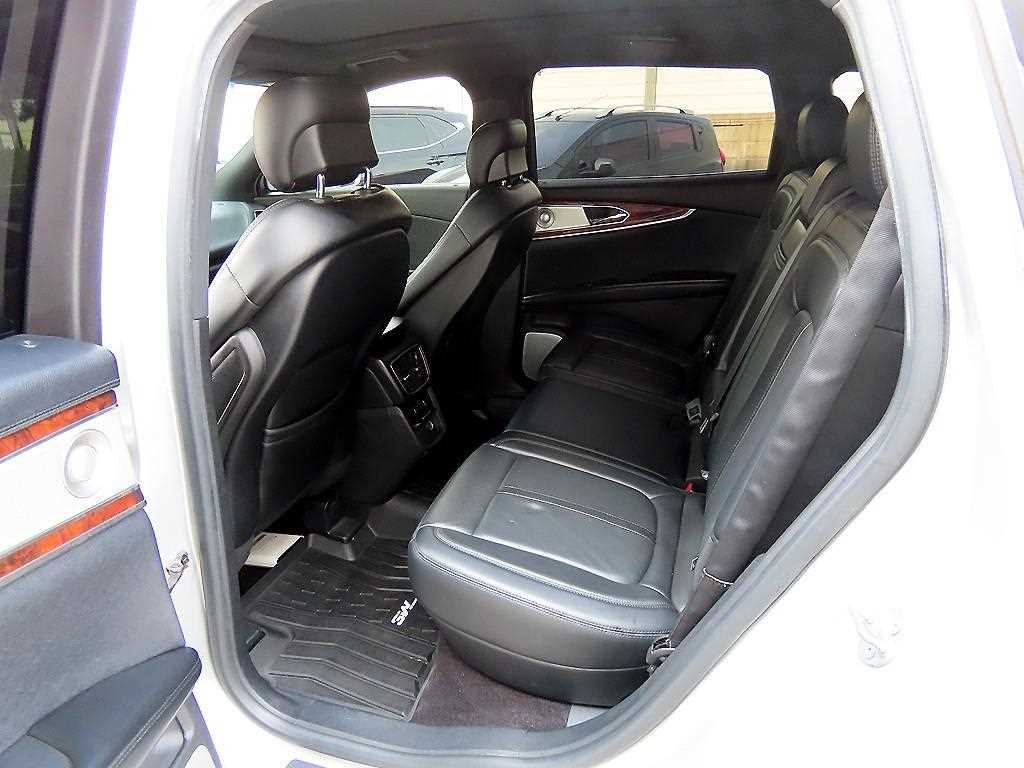 Lincoln MKX - Vista 6