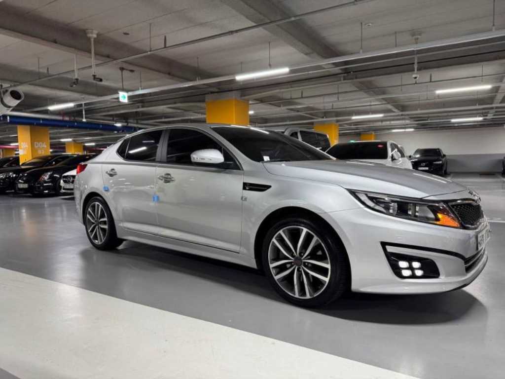 KIA K5 - Vista 3