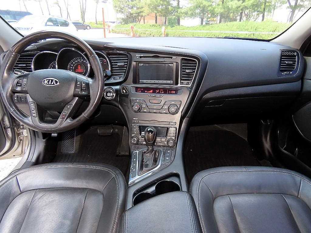 KIA K5 - Vista 7