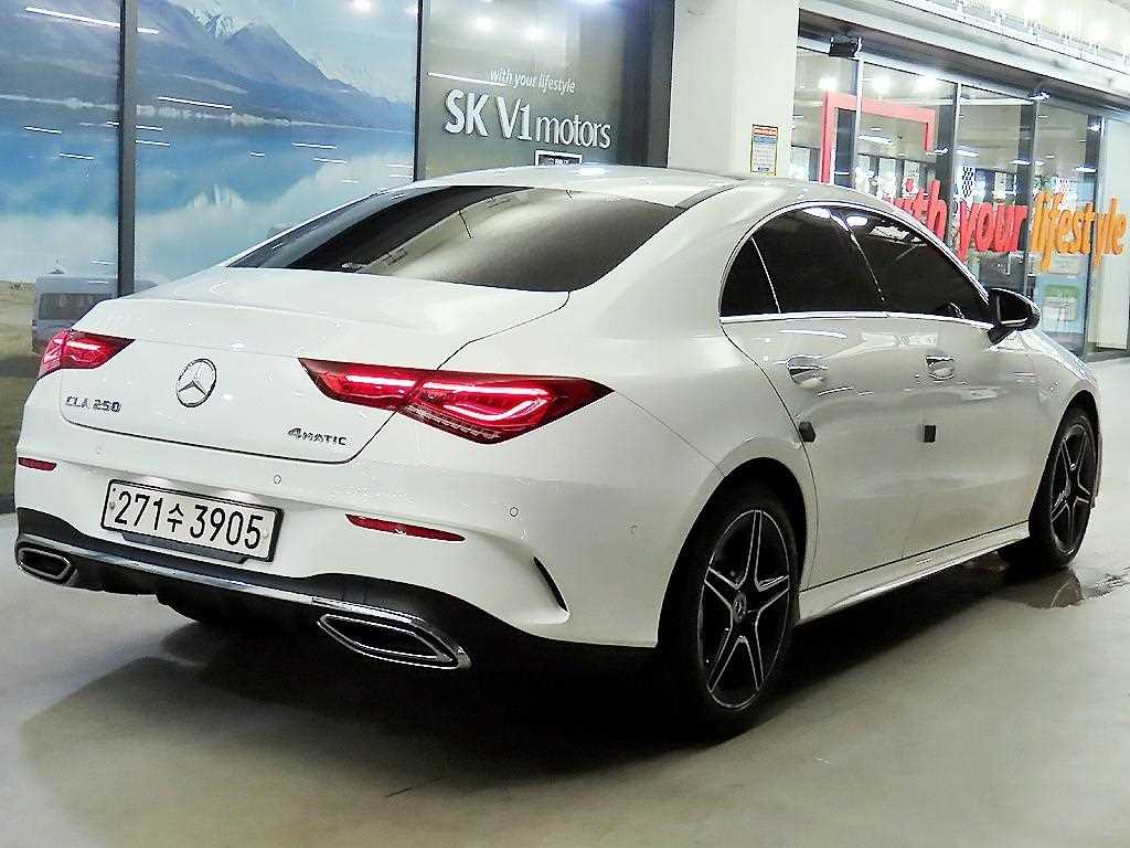 Mercedes Benz CLA Class - Vista 4