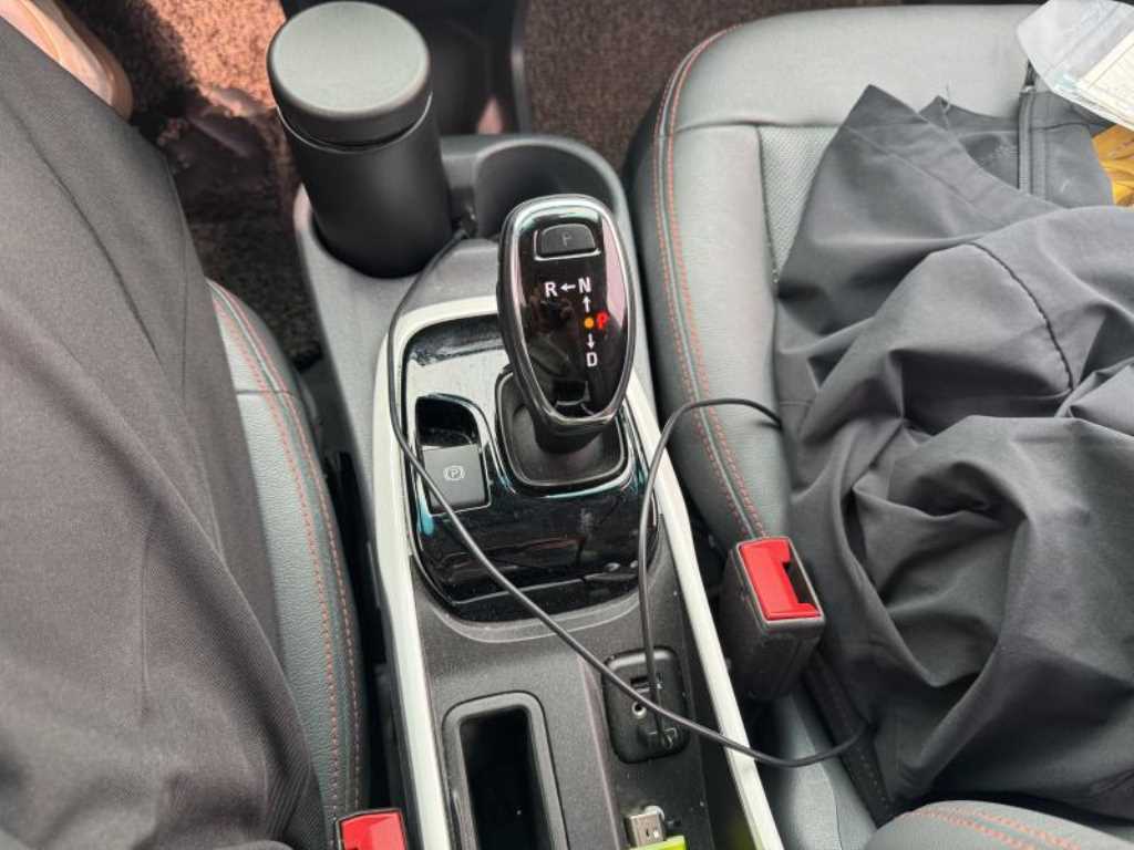 Chevrolet Bolt - Vista 9