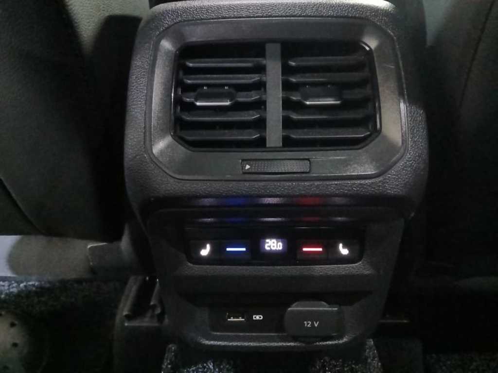 Volkswagen Tiguan - Vista 10