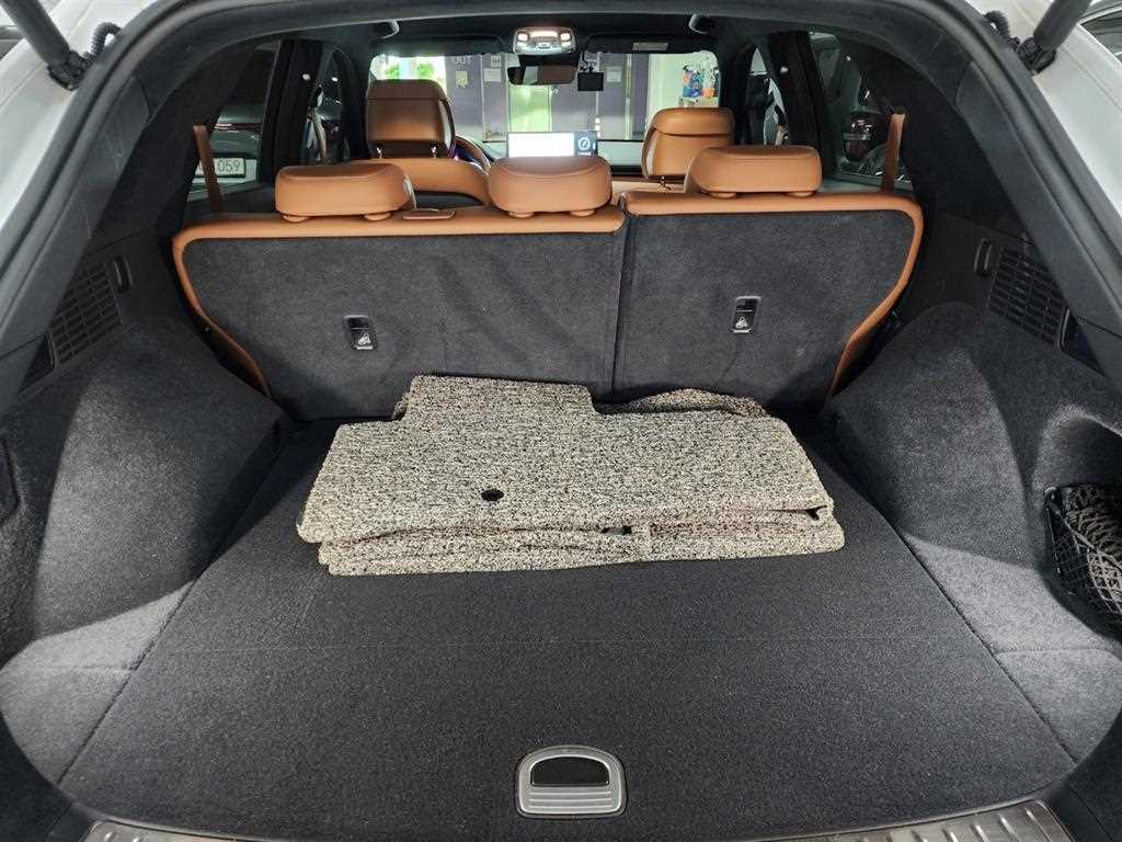 Genesis GV70 2023 Blanco - Importación desde Corea - HF Imports Iquique - Foto 17