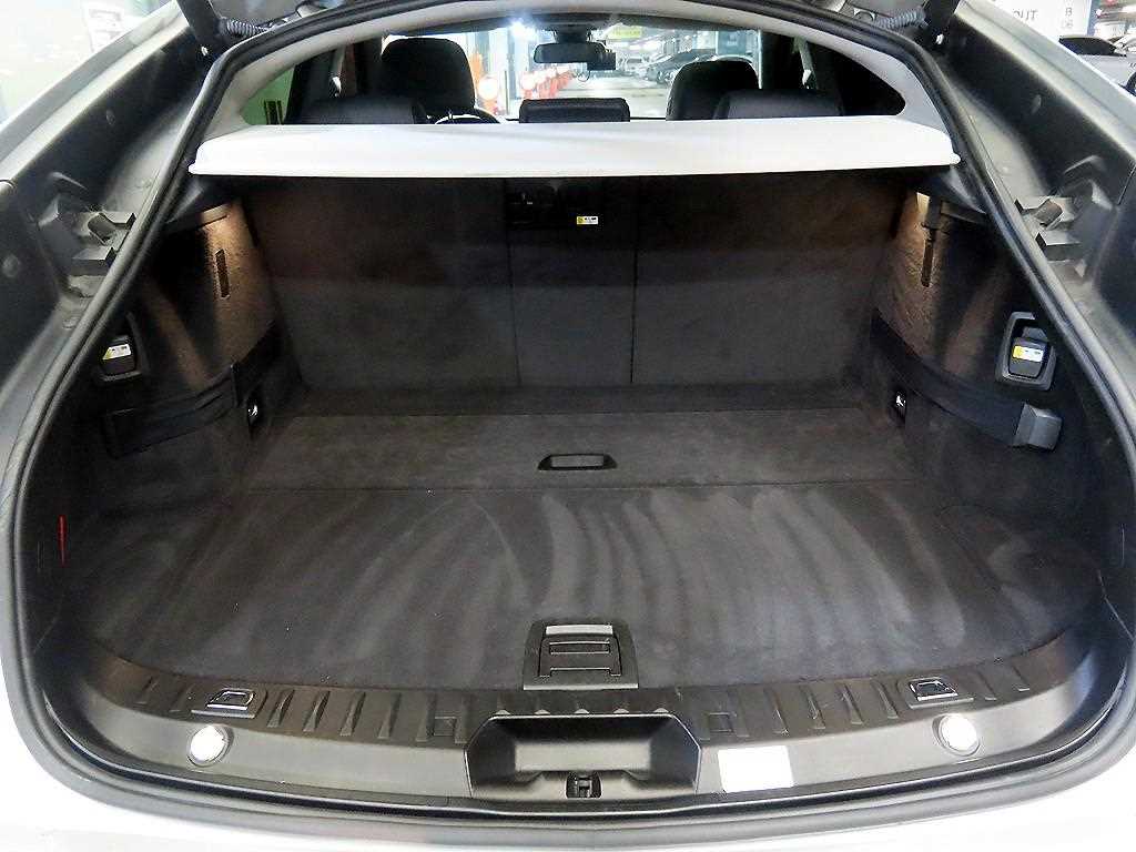 BMW Gran Turismo 2014 Plateado - Importación desde Corea - HF Imports Iquique - Foto 17