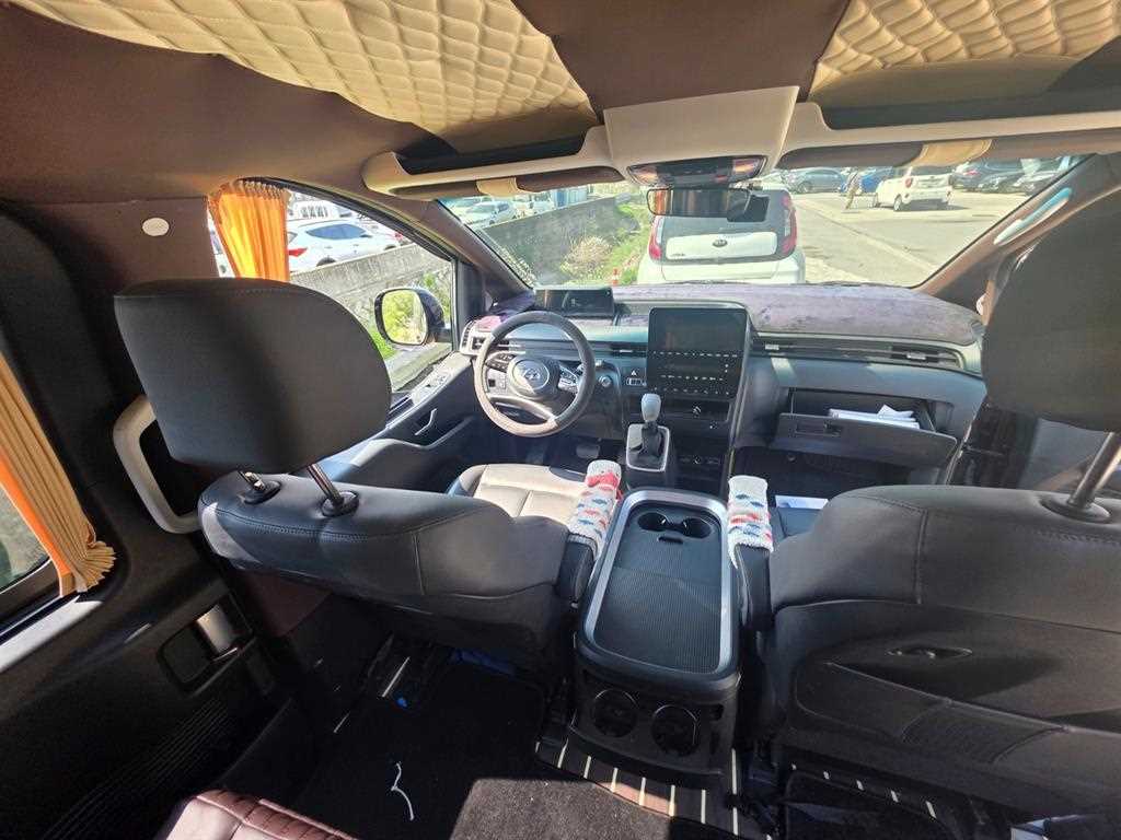 HYUNDAI Staria - Vista 4