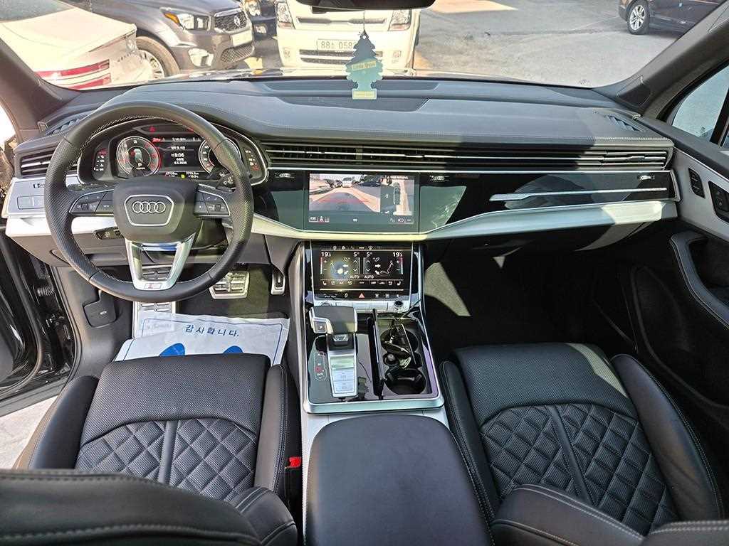 Audi Q7 - Vista 9