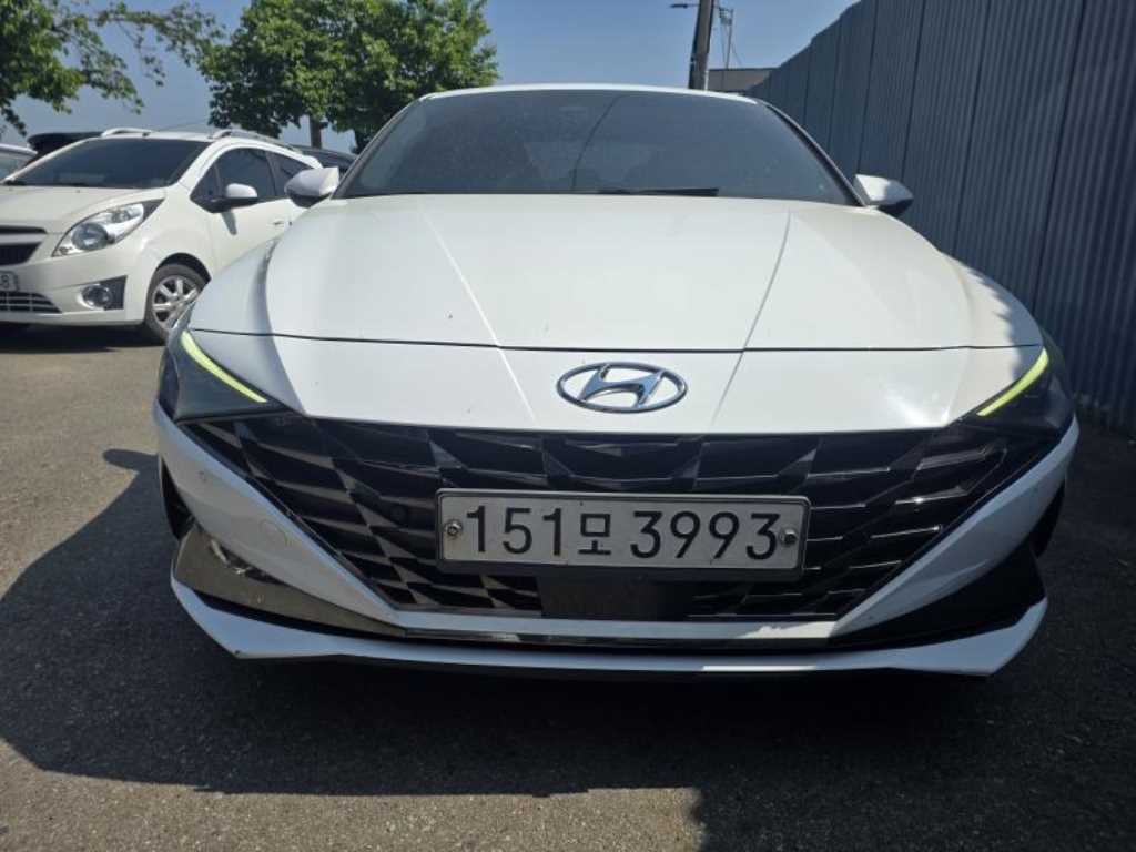 HYUNDAI Avante 2021 Blanco - Importación desde Corea - HF Imports Iquique - Foto 1