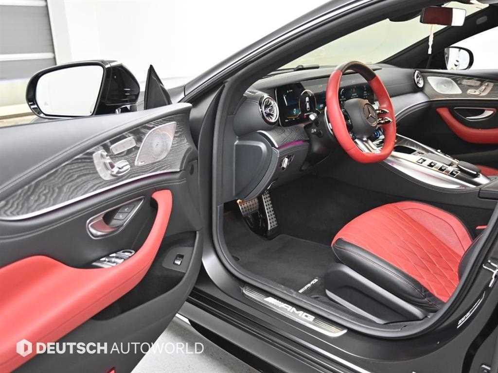 Mercedes Benz AMG GT - Vista 10