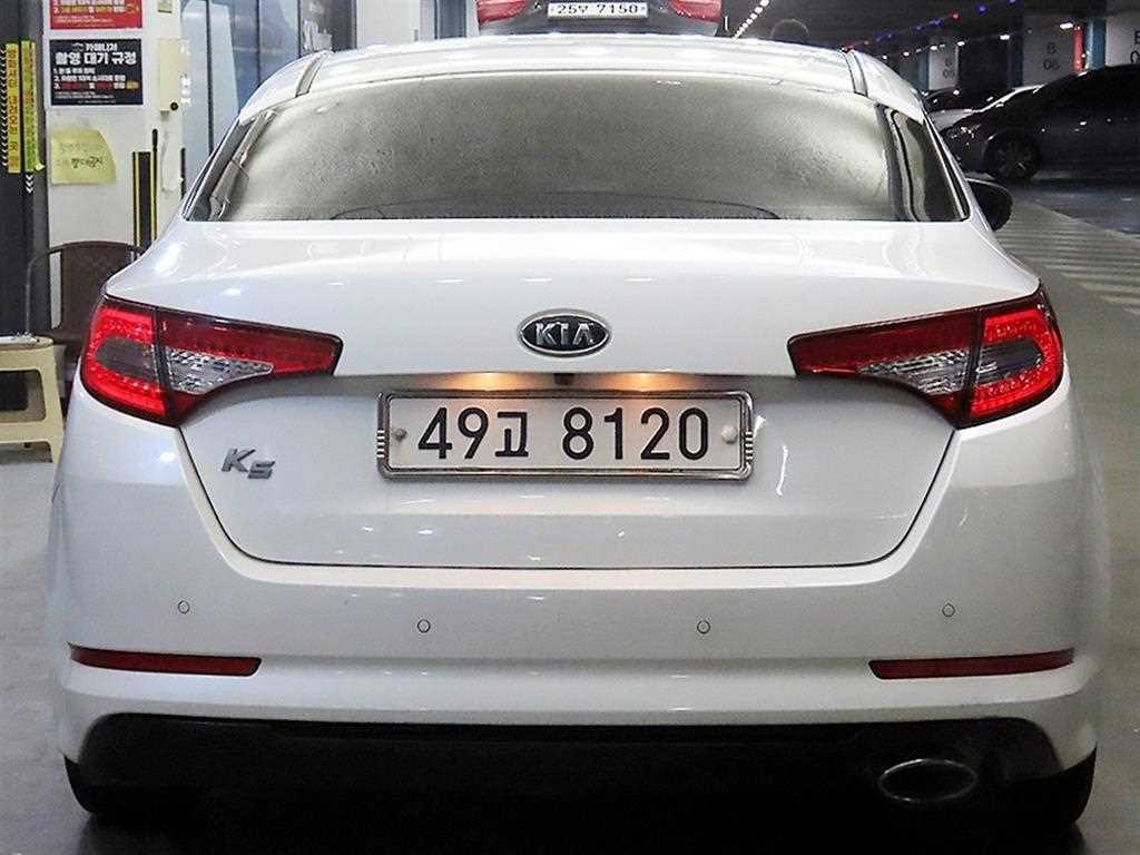 KIA K5 - Vista 5
