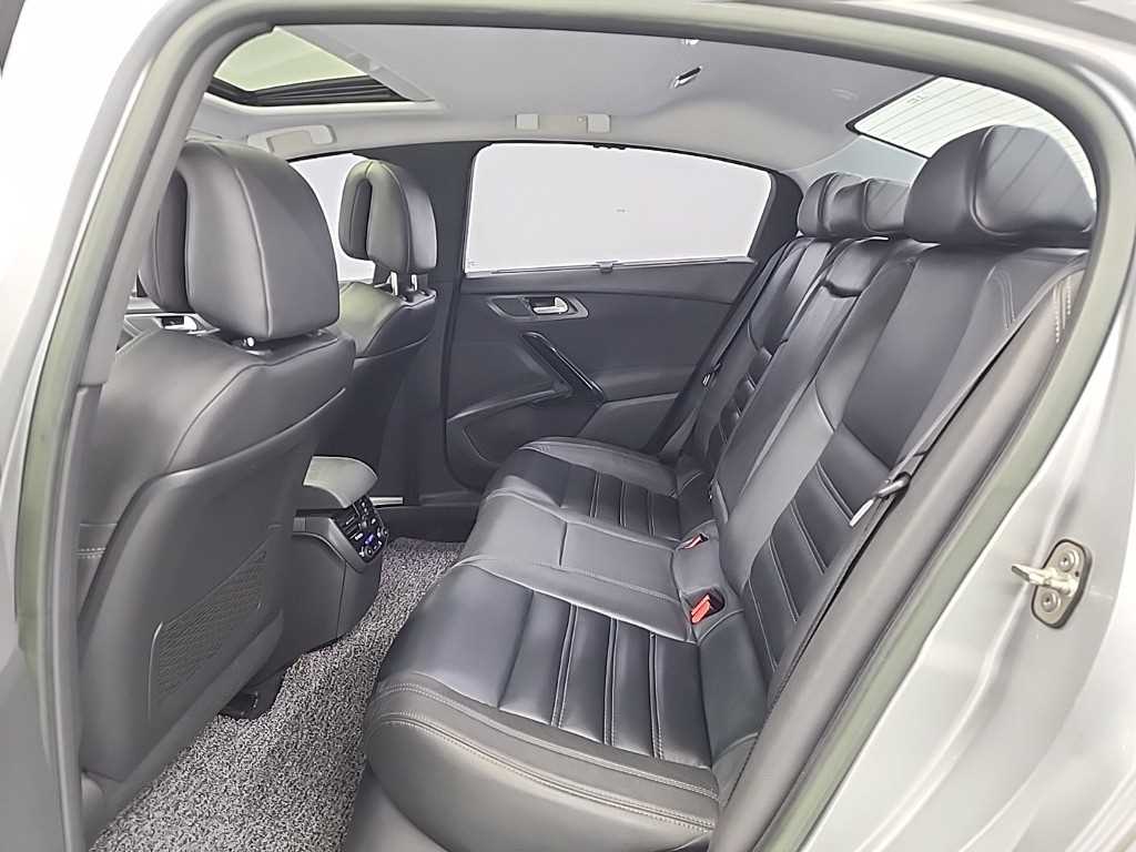 Peugeot 508 - Vista 12