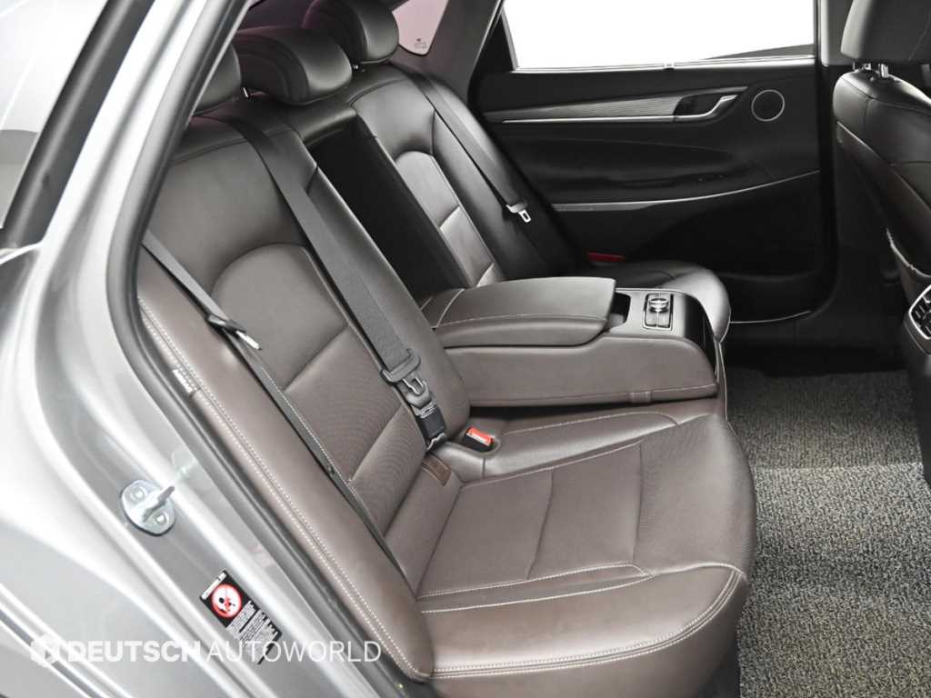 HYUNDAI Grandeur - Vista 12