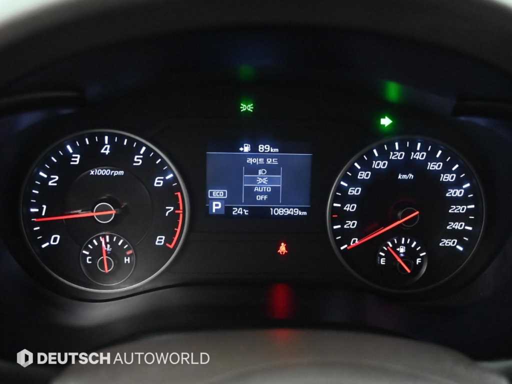 KIA Stinger - Vista 8