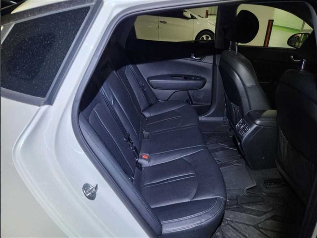 KIA K5 - Vista 9