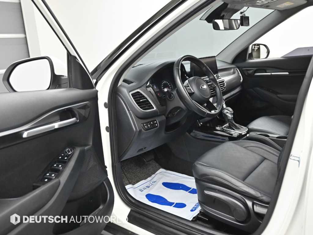 KIA Seltos - Vista 11