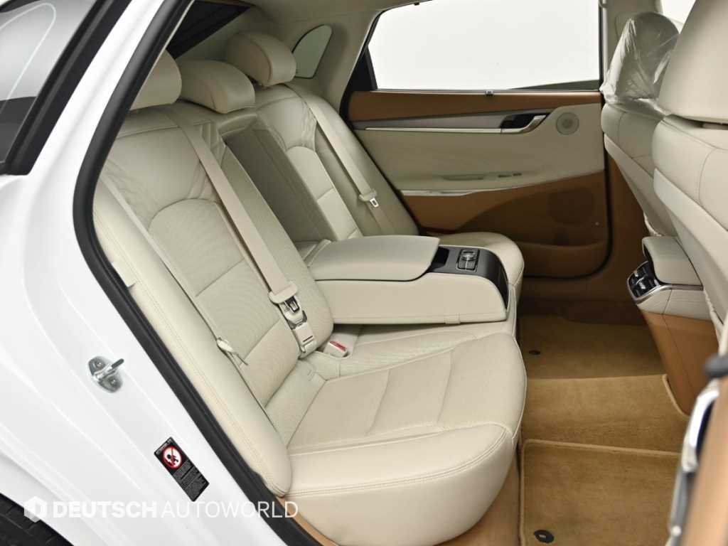 HYUNDAI Grandeur - Vista 12