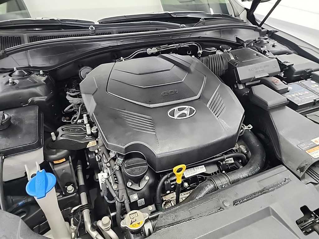 HYUNDAI Grandeur - Vista 5