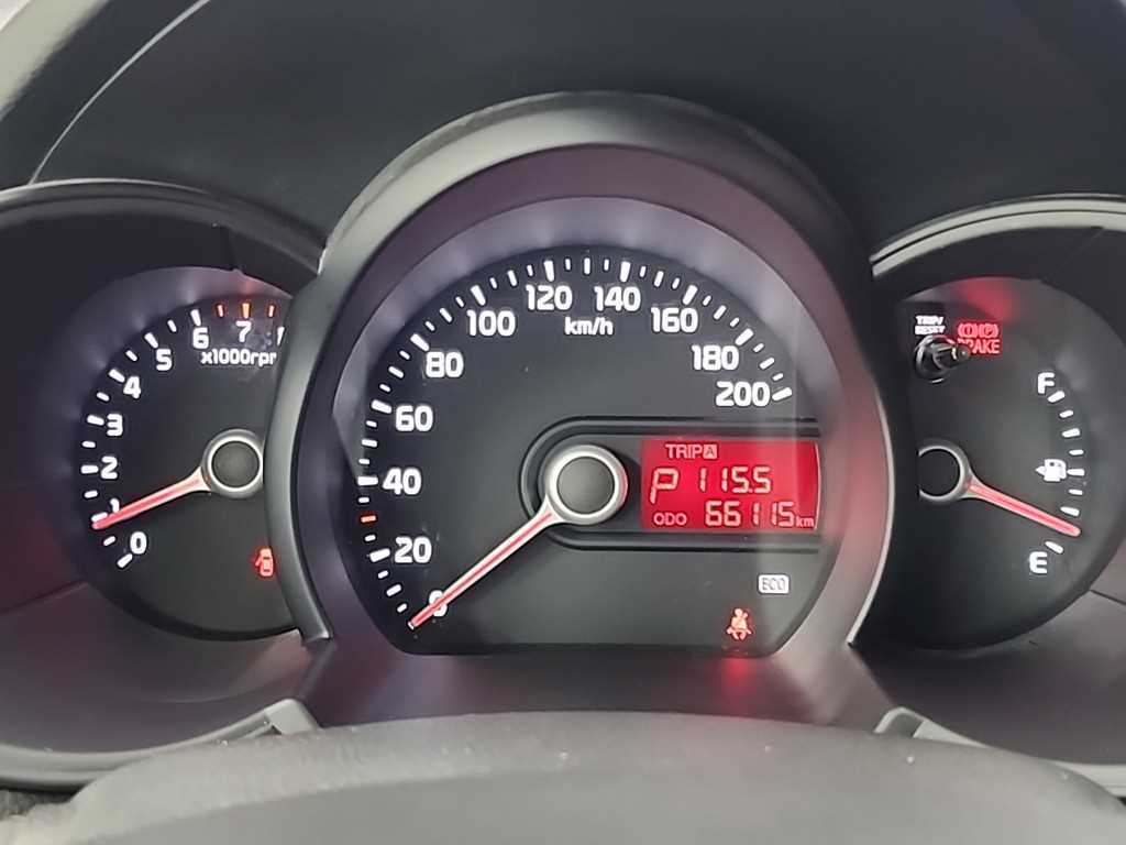 KIA Morning - Vista 6