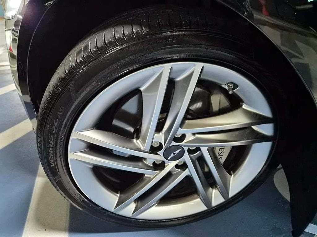 Genesis G80 2025 Negro - Importación desde Corea - HF Imports Iquique - Foto 20
