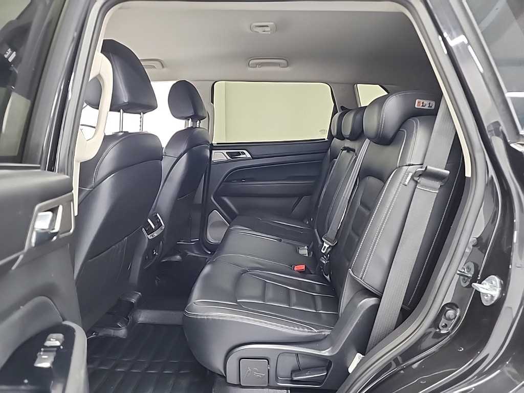 Ssangyong Rexton - Vista 12